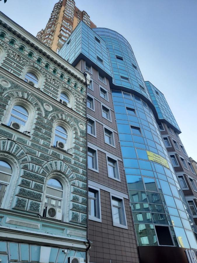 Прекрасная Комфортная Квартира В Центре Киева Рядом С Жд Вокзалом Метро Вокзальная И Университет Luaran gambar